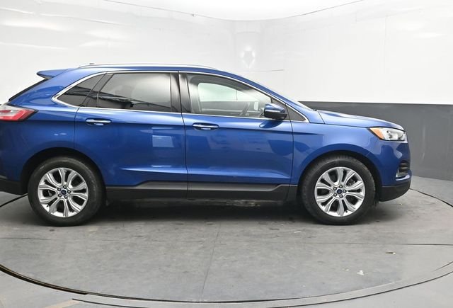 Used 2020 Blue Ford Titanium image 9