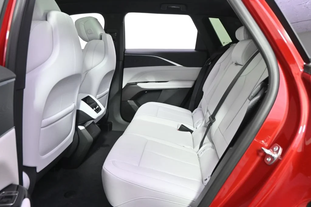 2026 Cadillac LYRIQ Luxury - Photo 21