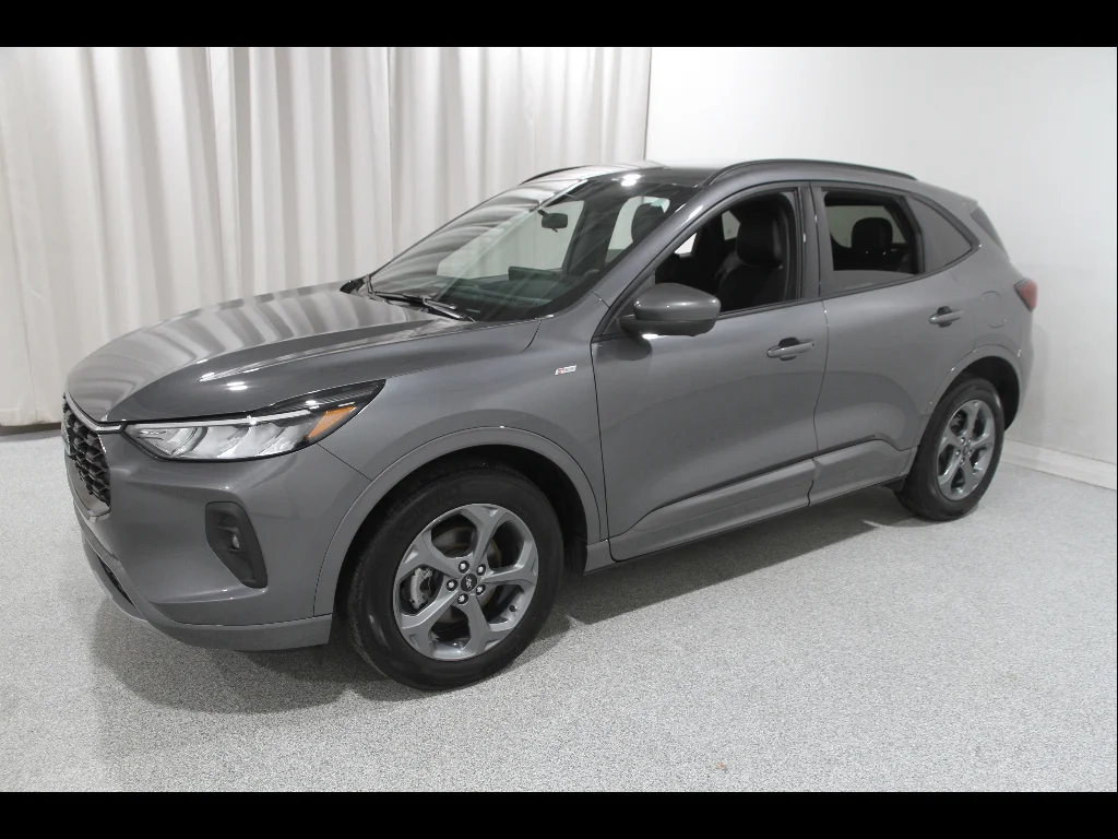 Certified Used 2023 Carbonized Gray Ford ST-Line Select image 3