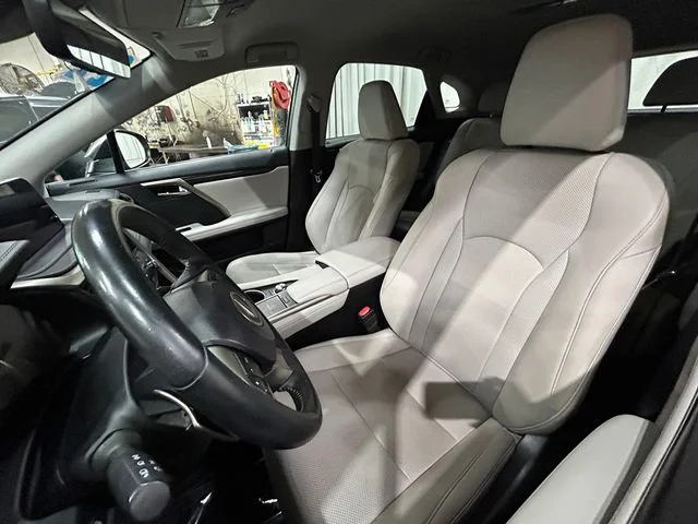 Used 2022 Silver Lexus 350 image 25