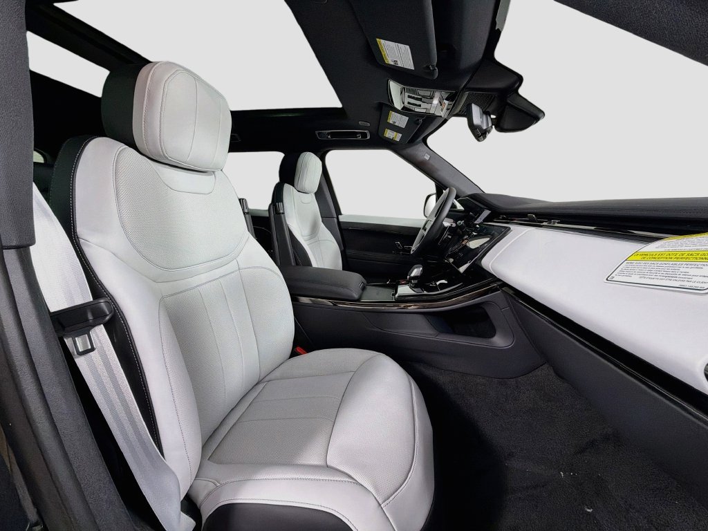 New 2027 Carpathian Grey Land Rover  image 30