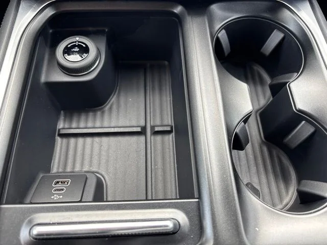 New 2026 Glacier Gray Metallic Tri-Coat Ford Tremor® image 29