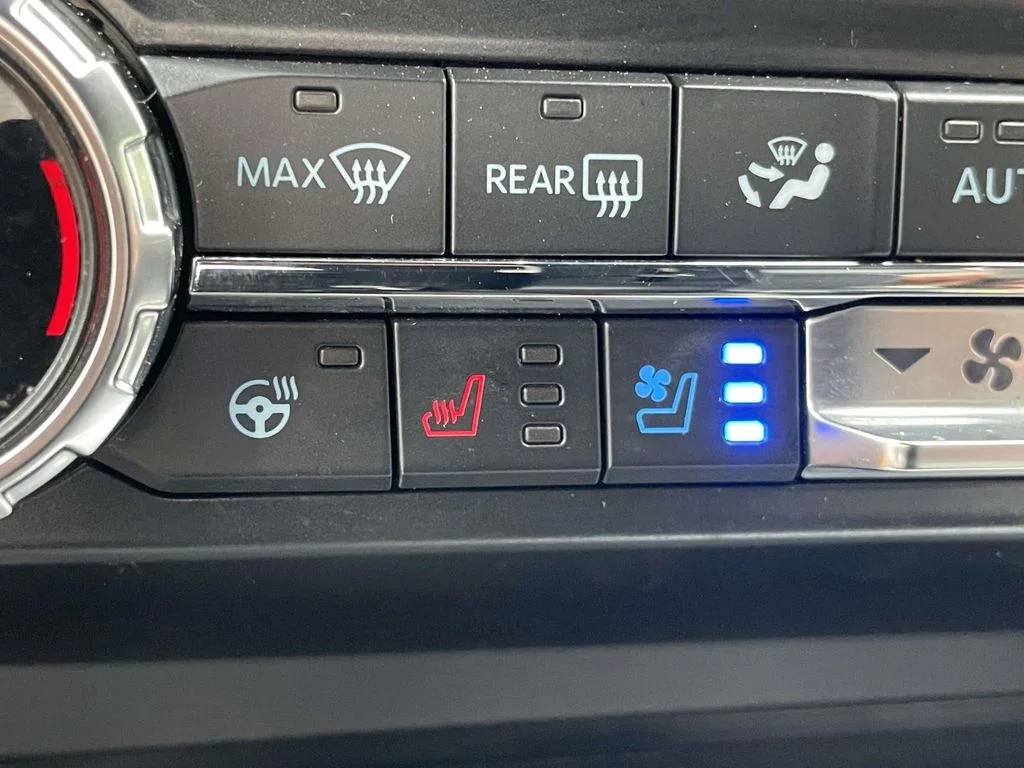 Used 2021 Black Ford Tremor image 21