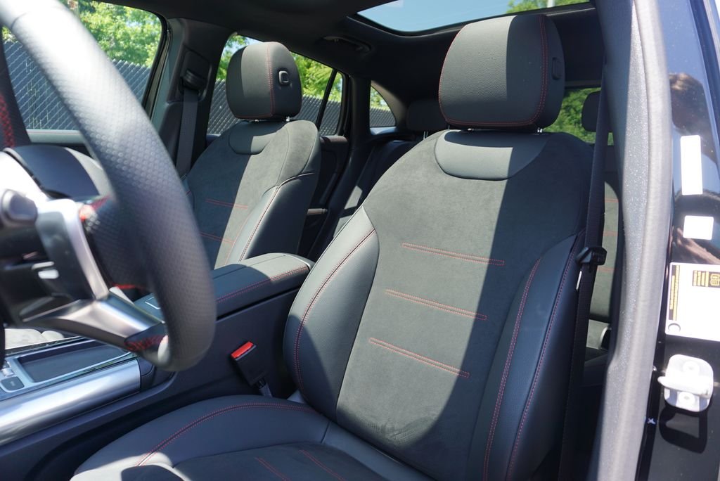 Certified Used 2026  Mercedes-Benz GLA 250 image 23