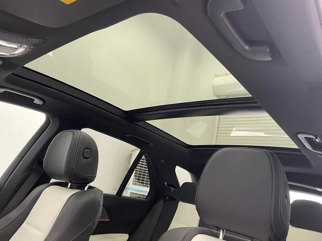 New 2026 Moonlight White Metallic Mercedes-Benz GLE 350 image 5