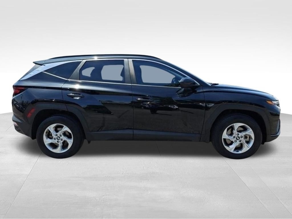 Used 2024 Black Hyundai SEL image 6