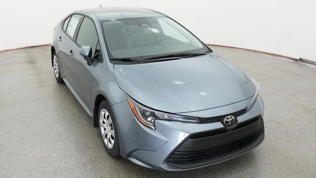 New 2027 Celestite Toyota LE image 8