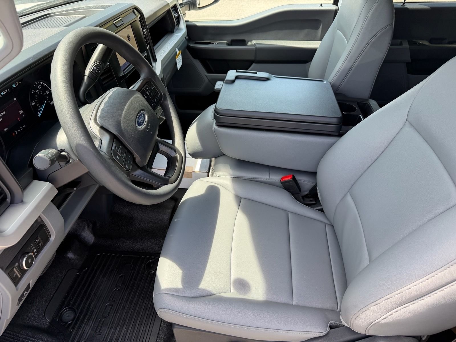 New 2026 Oxford White Ford F-350® XL image 9