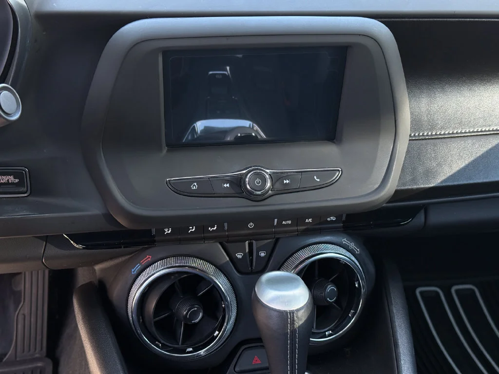 Used 2018 SUMMIT WHITE Chevrolet 1LT image 20
