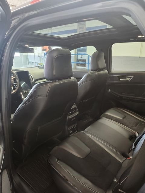 Used 2022 Agate Black Metallic Ford ST image 13