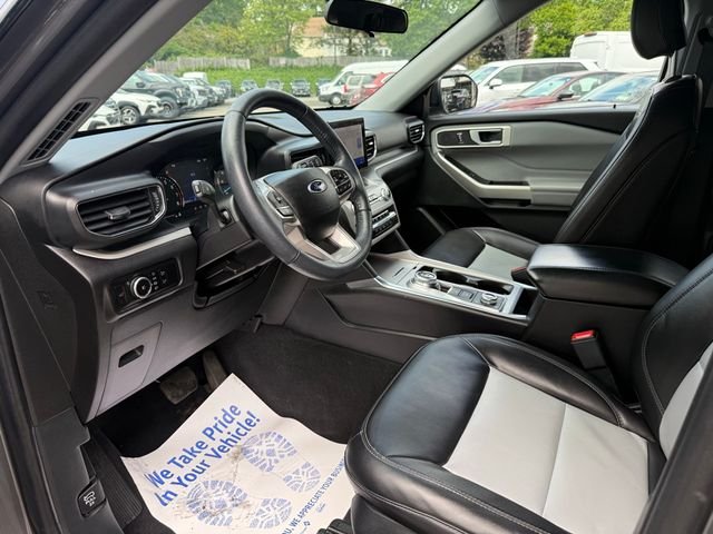Used 2023 Gray Ford XLT image 18