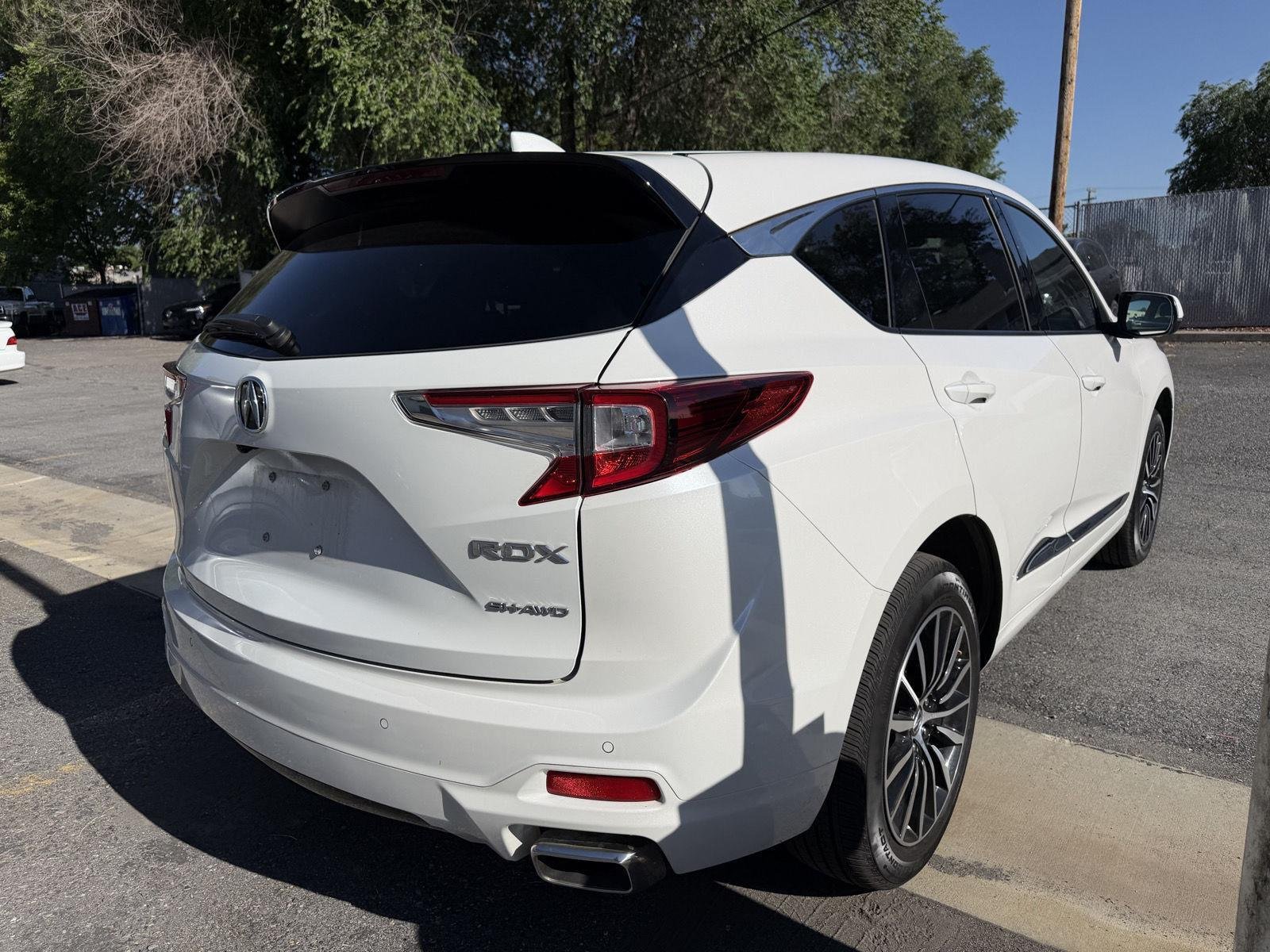 Used 2025 Platinum White Pearl Acura SH-AWD w/Advance image 5