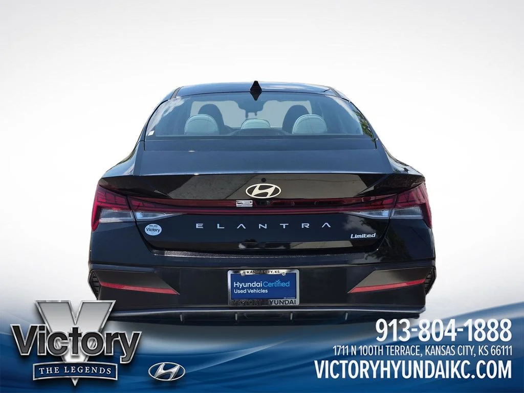 Certified Used 2025 Black Hyundai Limited image 4