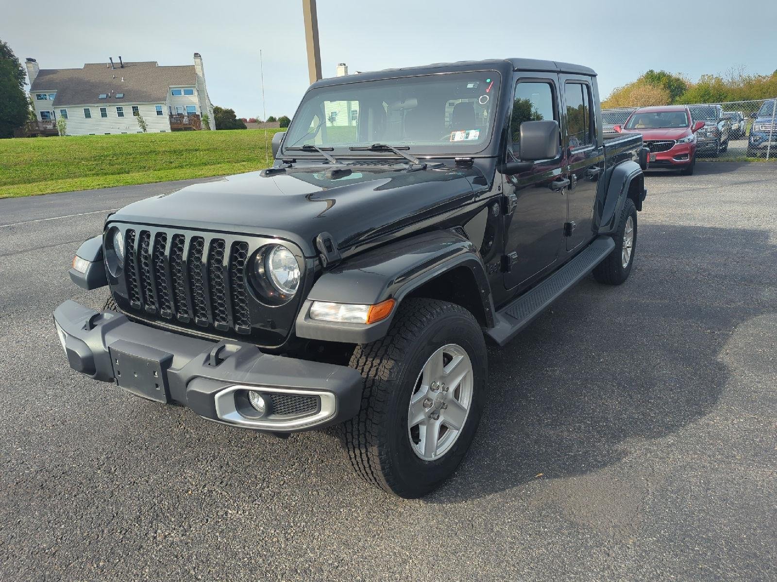Used 2023 Black Clearcoat Jeep Sport S image 3