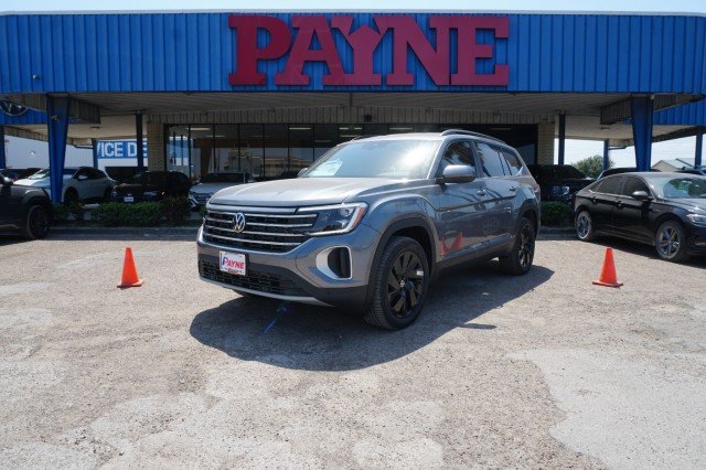 2024 Volkswagen Atlas SE w/Tech