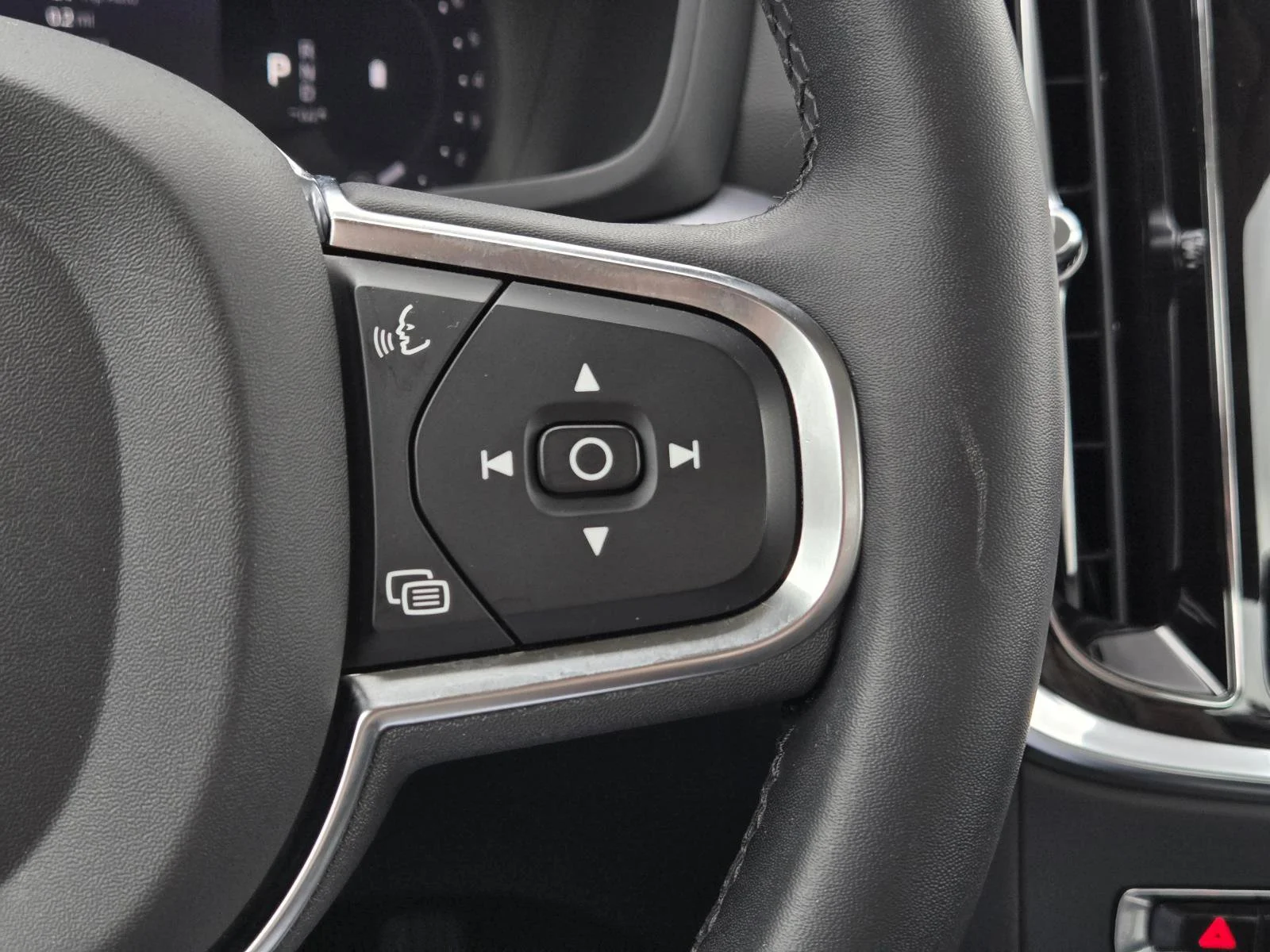 2024 Volvo S60 Core - Photo 14