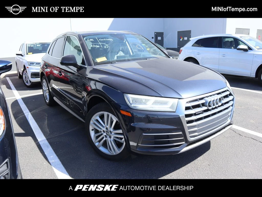 2019 Audi Q5 2.0T quattro S tronic Premium Plus's photo