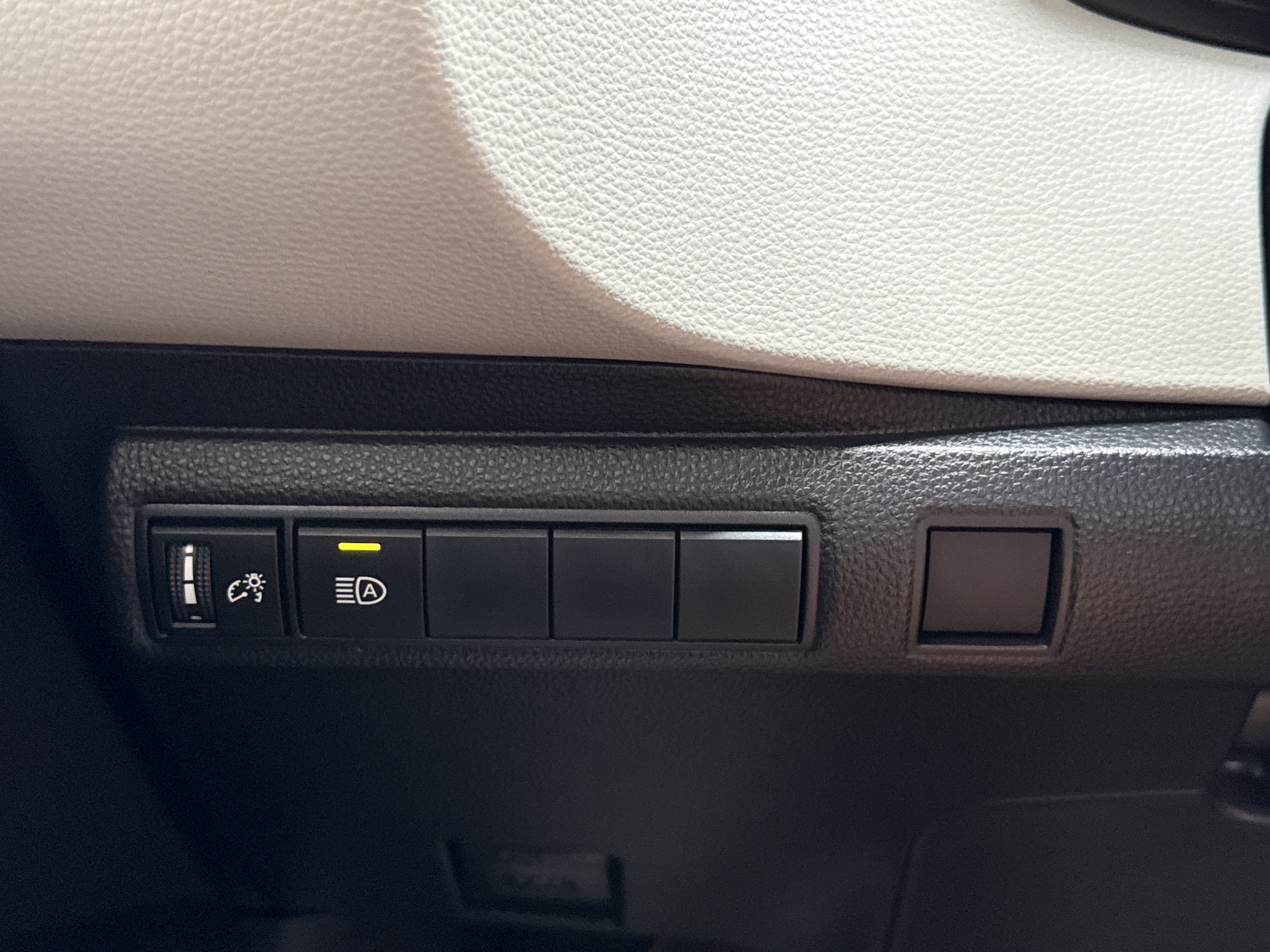 Used 2020 Black Sand Pearl Toyota LE image 16