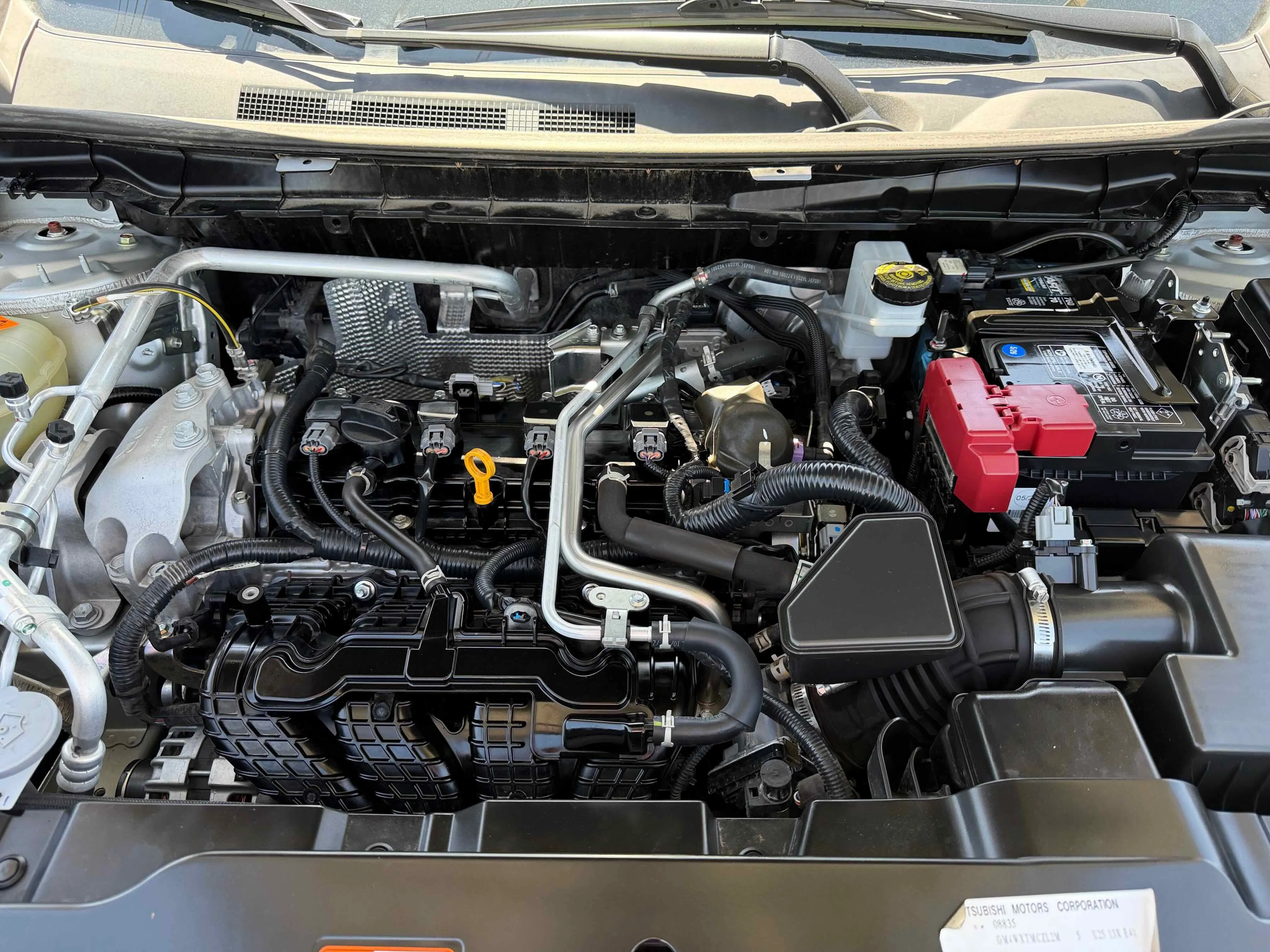 Used 2024  Mitsubishi ES image 28