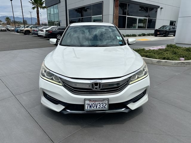 Used 2017  Honda Sport image 9