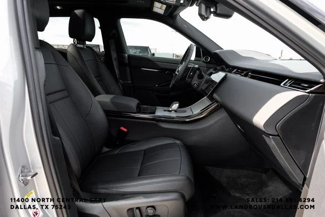 Used 2025 Silver Land Rover S image 38