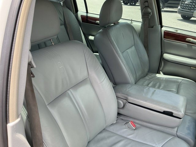 Used 2004  Lincoln Ultimate image 25
