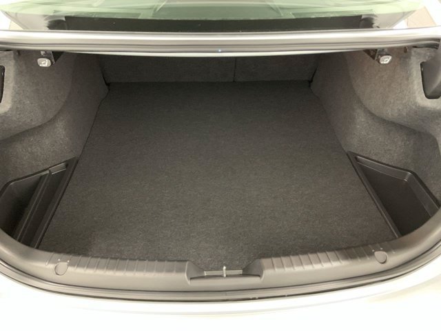Used 2019 Sonic Silver Metallic Mazda Touring image 26