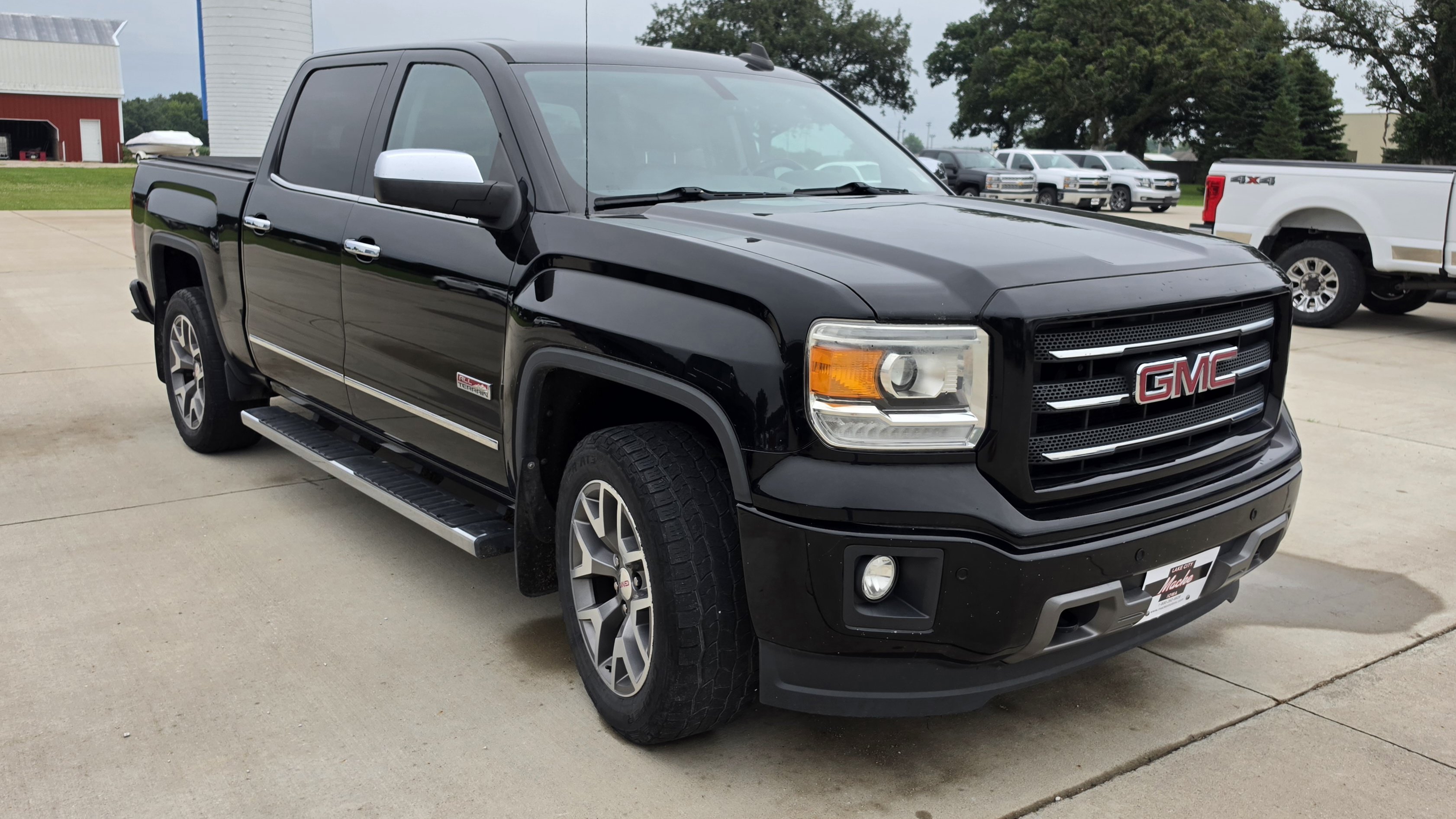 Used 2015 ONYX BLACK GMC SLT image 3