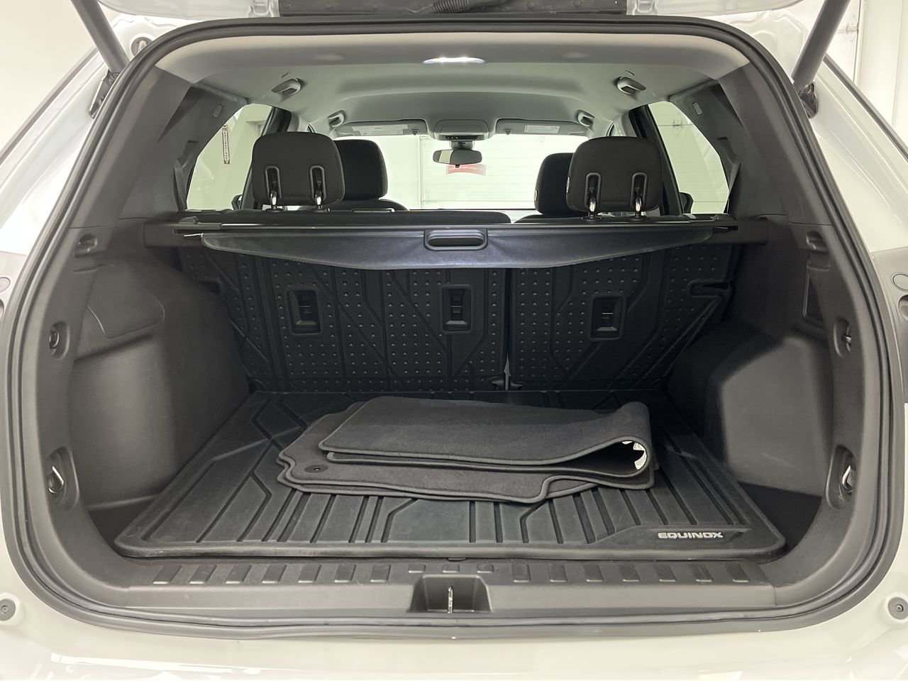 2020 Chevrolet Equinox LT - Photo 27