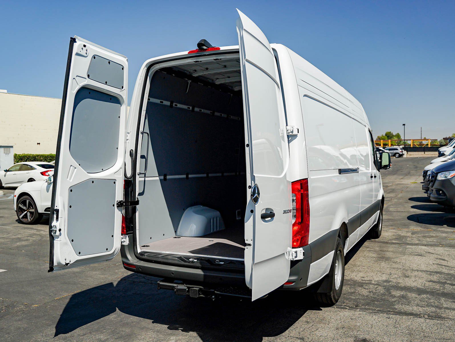New 2026 Arctic White Mercedes-Benz 3500XD High Roof I4 Diesel HO 170 RWD image 8