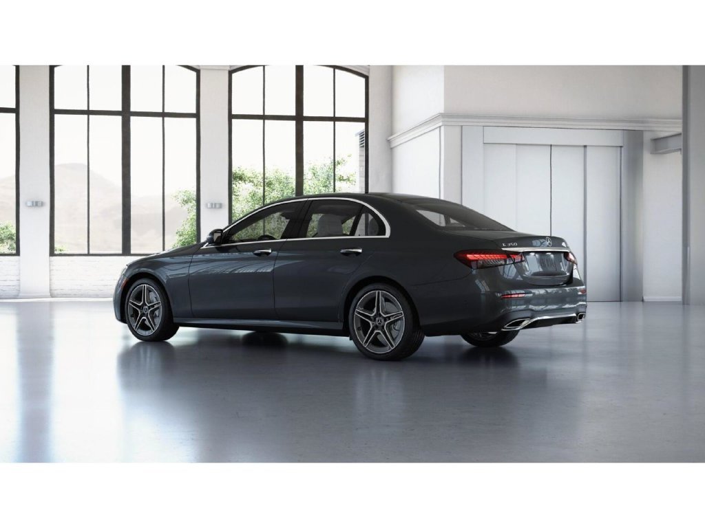 Certified Used 2022 Graphite Gray Metallic Mercedes-Benz  image 31