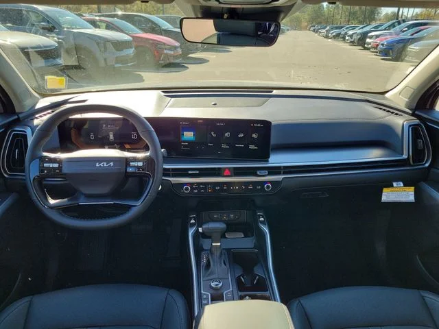 New 2026 Ivory Silver Kia S image 22