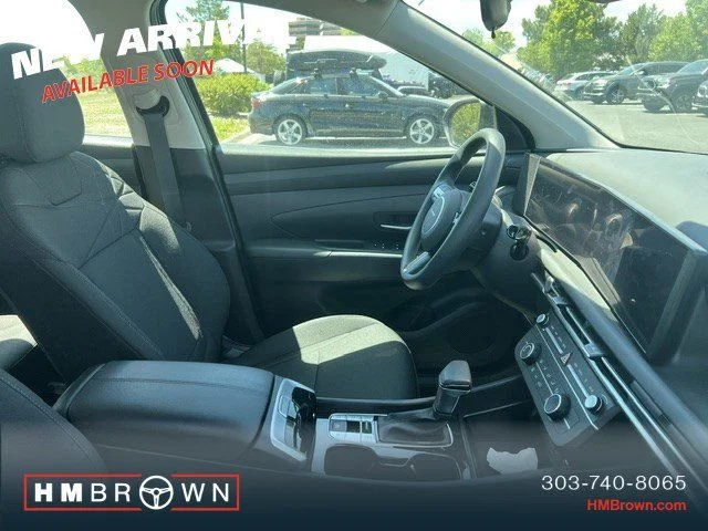 Used 2025 Blue Hyundai SE image 5