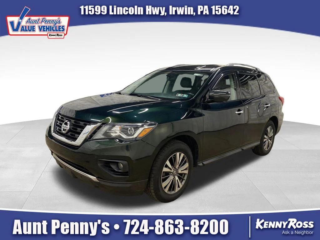 2019 Nissan Pathfinder SL 4WD's photo