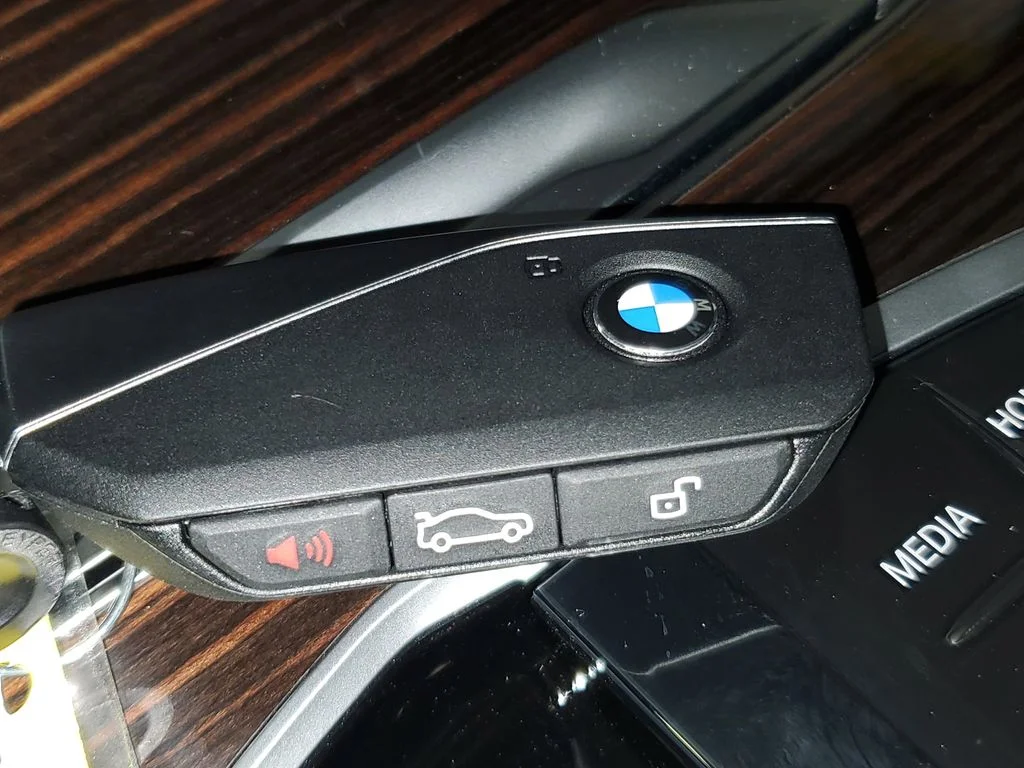 Used 2026 White BMW sDrive40i image 26