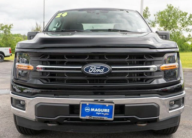Used 2024 Black Ford XLT image 3