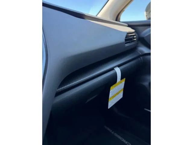 New 2026 CRYSTAL WHITE PEARL Subaru Limited Hybrid image 30