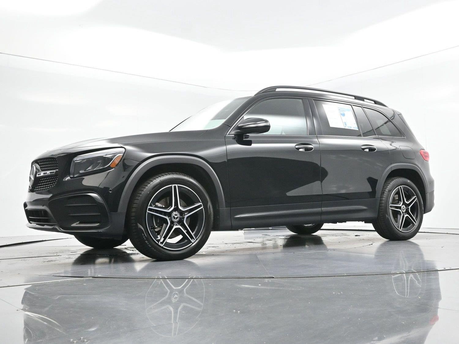 Used 2024 Black Mercedes-Benz GLB 250 image 45