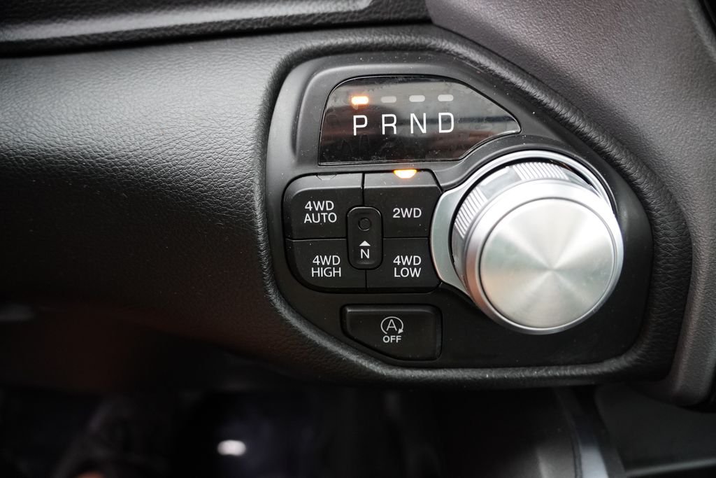 Used 2023 Silver Ram Laramie image 31