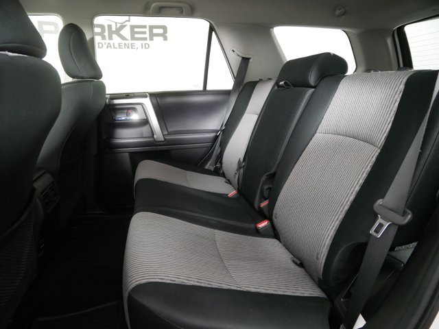 2019 Toyota 4Runner SR5 - Photo 12