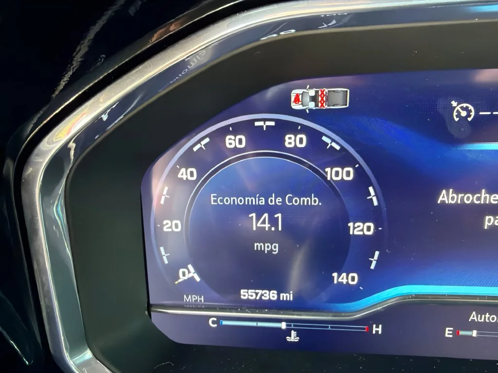 Used 2025 Sterling Gray Metallic Chevrolet LT image 7