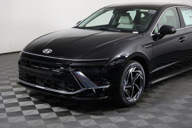 New 2026 Black Hyundai SEL Sport image 51