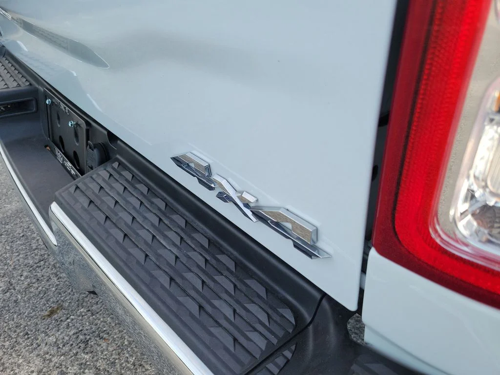 Used 2024 White Ram Big Horn image 9
