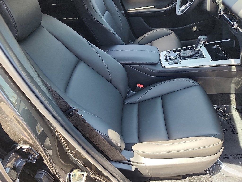 2025 Mazda CX-30 Preferred - Photo 16