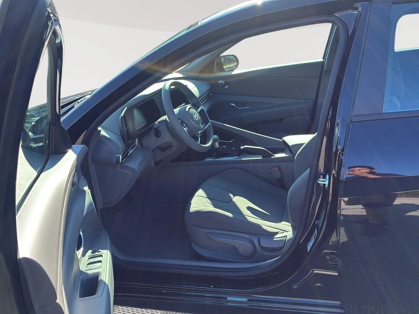 Used 2026 Abyss Black Hyundai SE image 29