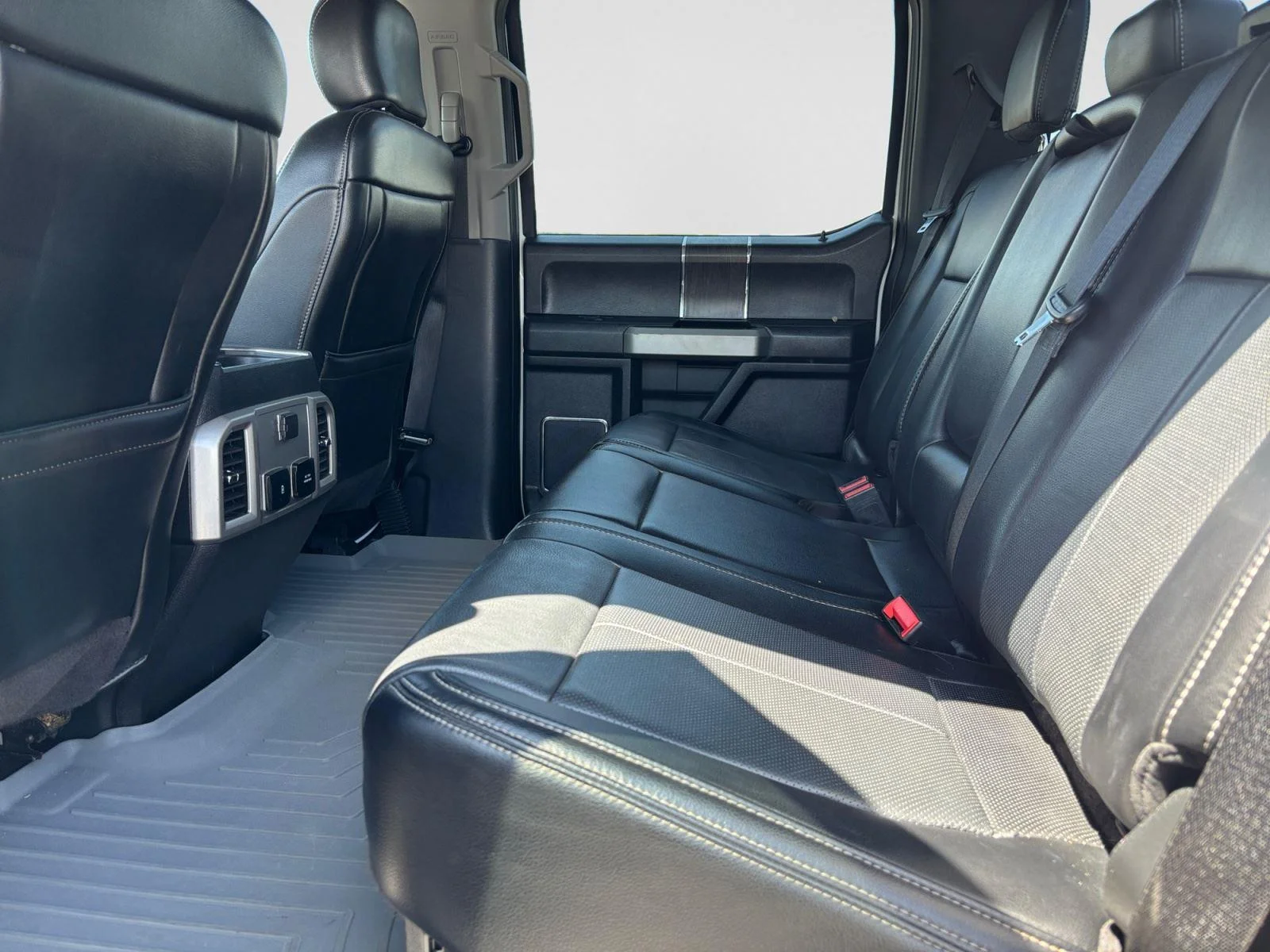 2020 Ford F-250 Super Duty Lariat - Photo 43