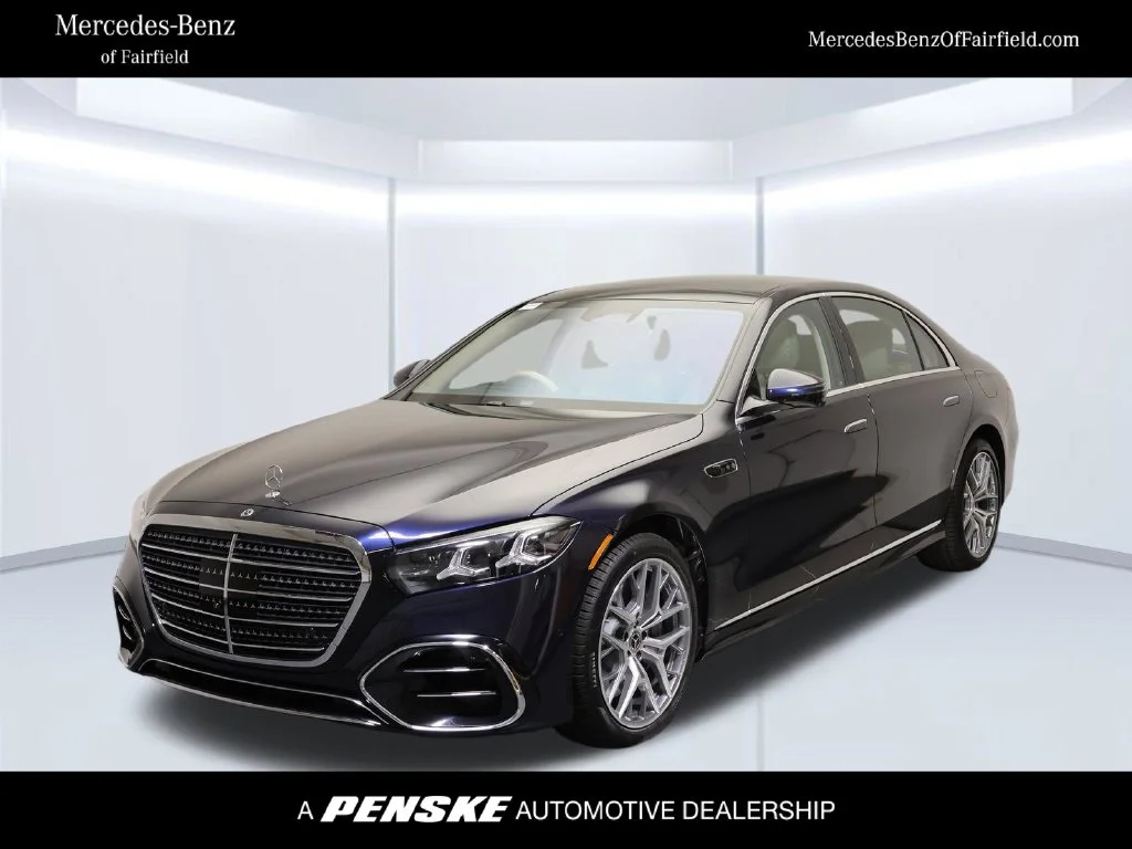 New 2027 Nautical Blue Metallic Mercedes-Benz S 580 image 1