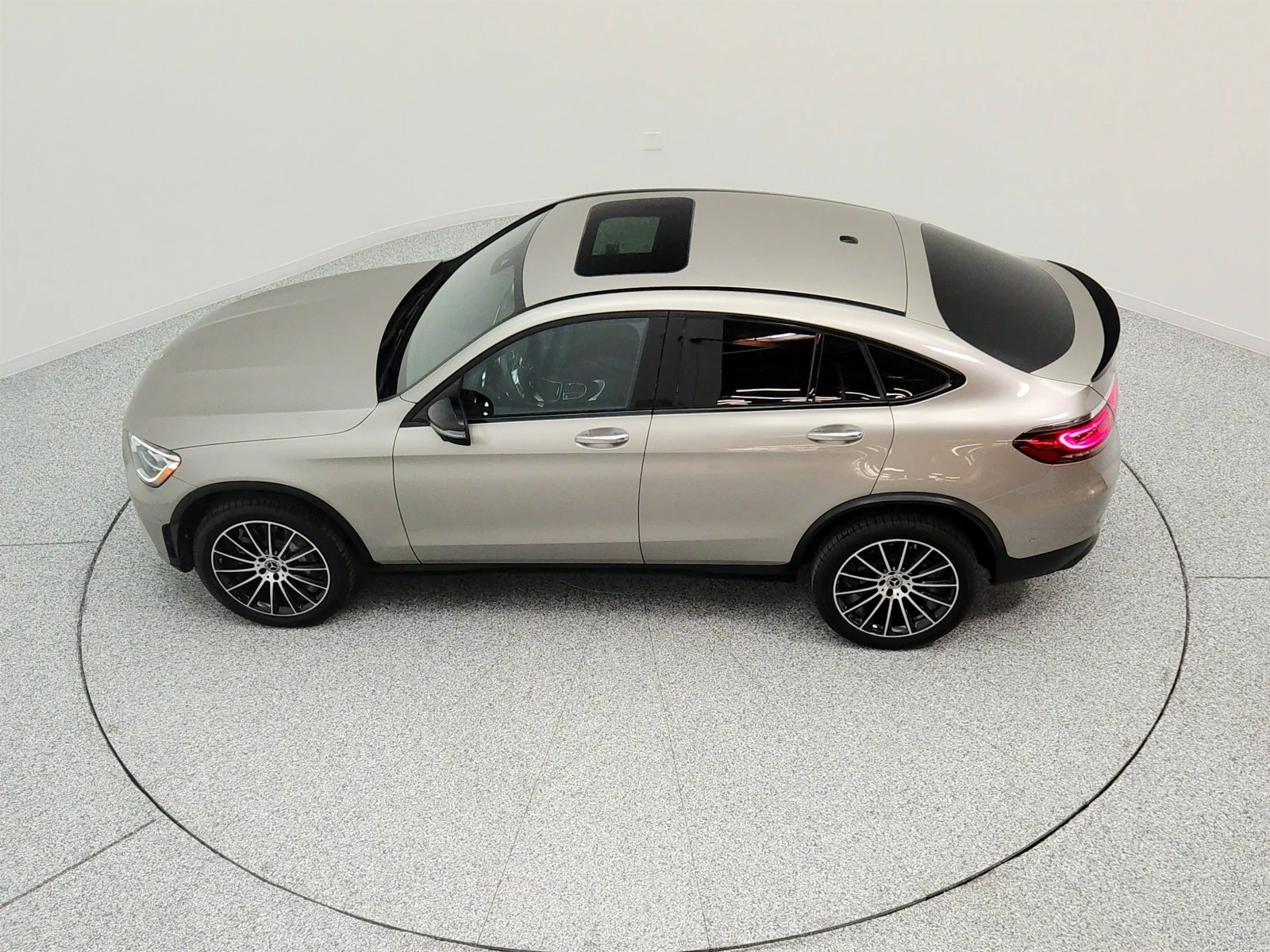 Used 2022 Mojave Silver Metallic Mercedes-Benz GLC 300 4MATIC® Coupe image 29