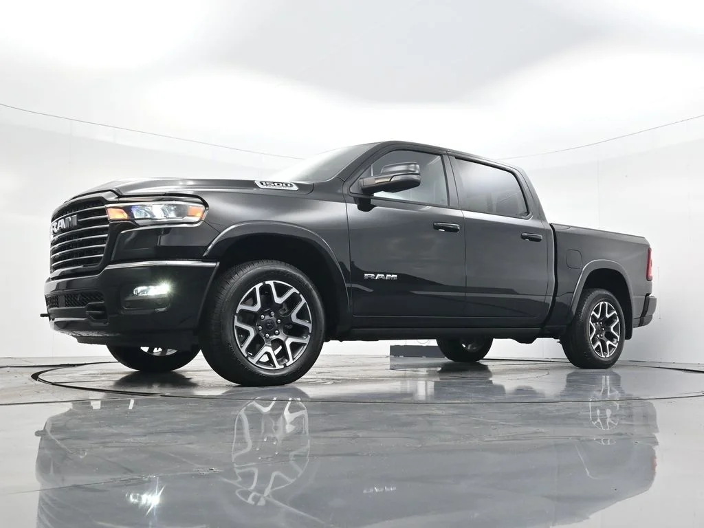 2026 RAM 1500 Laramie - Photo 32