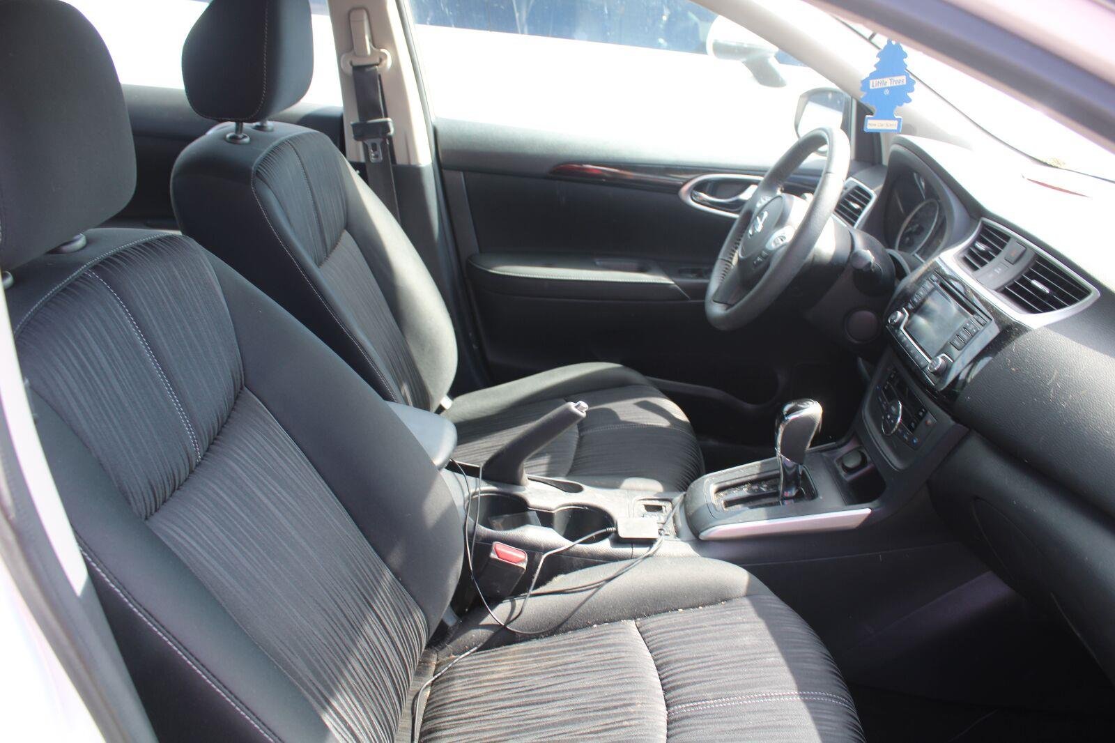 Used 2018 Aspen White Nissan SV image 4